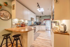 Photo 9- click for photo gallery